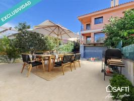 Casa en venta en Palau-saverdera photo 0