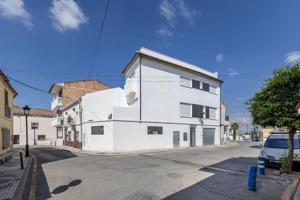 Edificio en venta en Churriana de la Vega, CHURRIANA photo 0