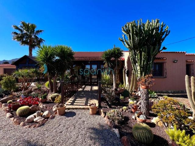 Chalet en venta en Mojácar photo 0