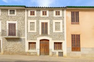 Casa en venta en Mancor de la Vall, Centro photo 0