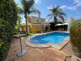 Chalet en venta en Llíria, URB. VALL DE LLIRIA photo 0