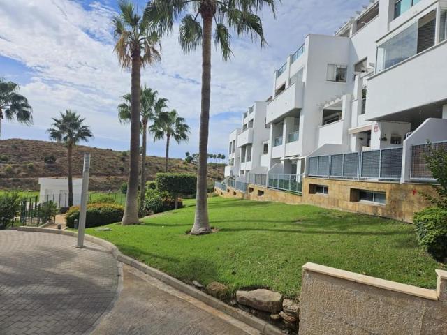 Piso en venta en Rincón de la Victoria, Cala del moral photo 0