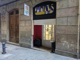Local comercial en venta en Barcelona, El Gòtic photo 0