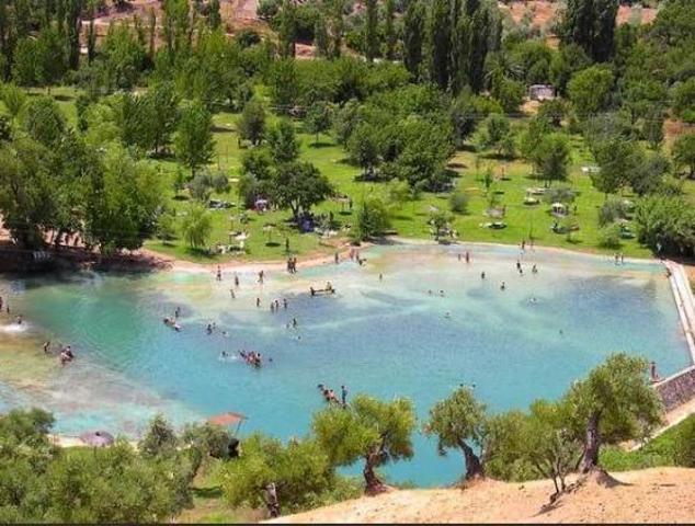 Adosada en venta en Zahara de la Sierra, Andalucia photo 0