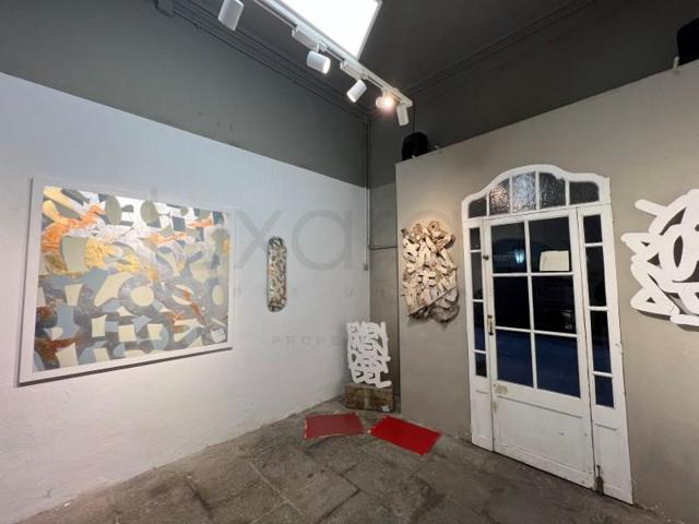 Local comercial en venta en Barcelona photo 0