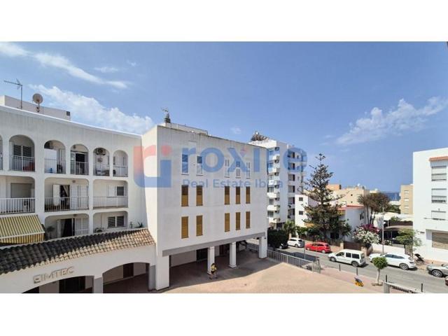 Piso en venta en Sant Antoni de Portmany photo 0