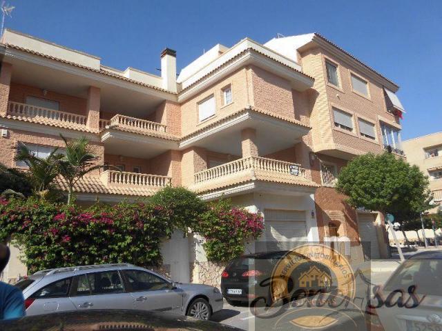 Casa en venta en Alicante, Mutxamel photo 0