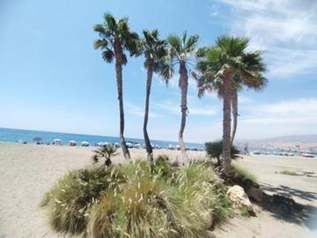 Piso en venta en Almería, Zapillo photo 0