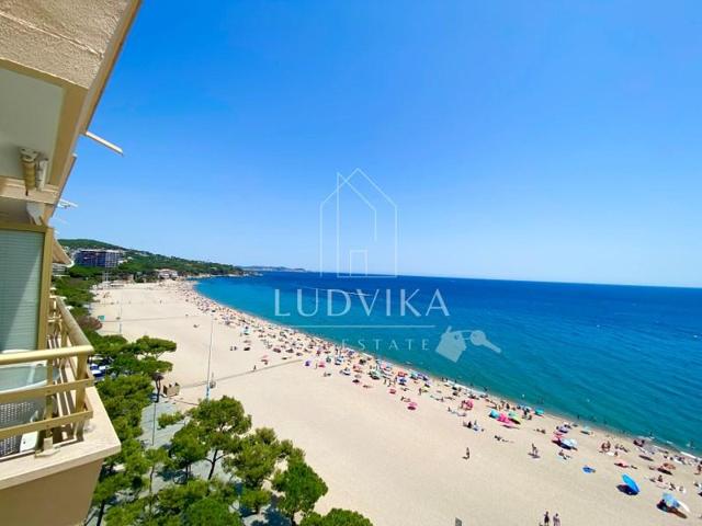 Piso en venta en Castell-Platja d'Aro photo 0