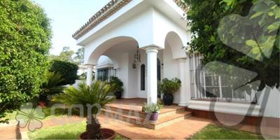 Chalet en venta en Chiclana de la Frontera, Ctra. Playa de la Barrosa photo 0