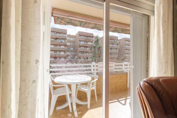 Piso en venta en Granada, Arabial photo 0