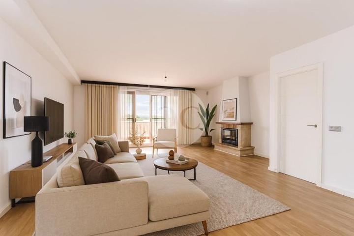 Adosada en venta en Torrent, Zona El Vedat-Santa Apolonia photo 0