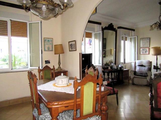 Piso en venta en Alicante, Centro photo 0