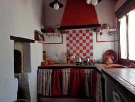 Casa con terreno en venta en Algatocín photo 0