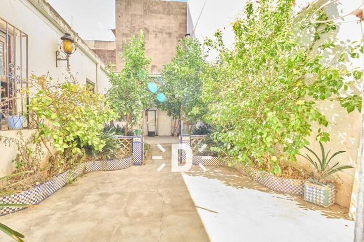 Casa en venta en Benetússer, Barrio de la estacion 4 photo 0