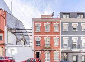 Edificio en venta en A Coruña, Ronda de Outeiro - Avenida Finisterre photo 0