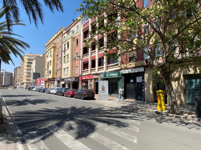 Local comercial en venta en Valencia, Els Orriols photo 0