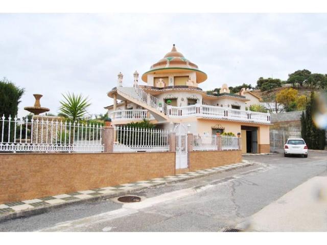 Casa en venta en Loja, Fuente Camacho photo 0