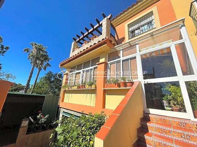 Chalet en venta en Chiclana de la Frontera, La Banda - Campo de Fútbol photo 0