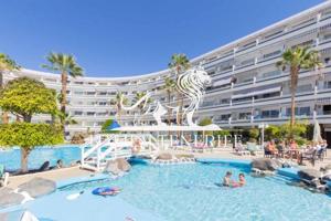 Piso en venta en Adeje, Avenida de Colón, 38660 photo 0