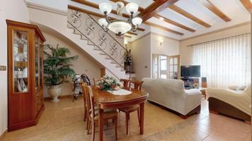 Casa en venta en Cheste, Cheste, Zona de - Cheste photo 0