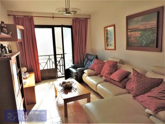 Edificio en venta en Arrecife photo 0