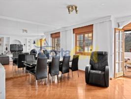 Duplex en venta en Benahavís photo 0