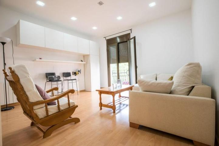 Piso en venta en Barcelona, El Clot photo 0