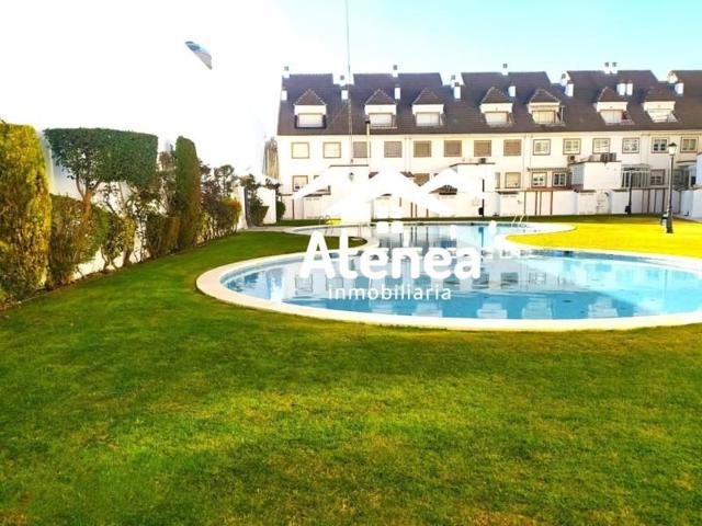 Adosada en venta en Albacete, Feria photo 0