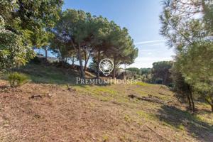 Terreno en venta en Sant Andreu de Llavaneres, Rocafarrera photo 0