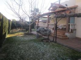 Local comercial en venta en Laguna de Negrillos, Villamañán photo 0