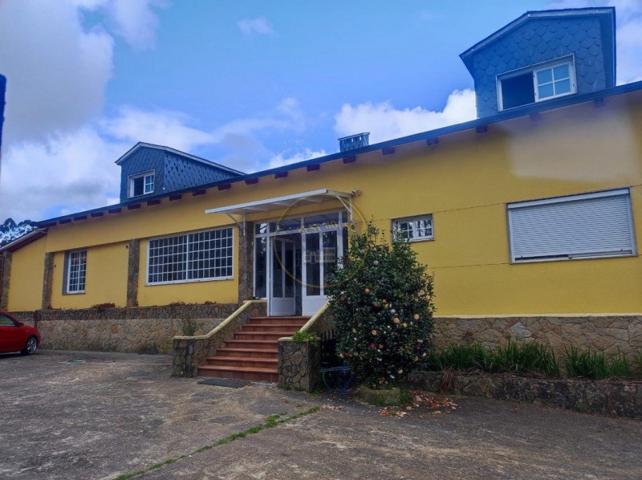 Casa con terreno en venta en Vigo, Zamans photo 0