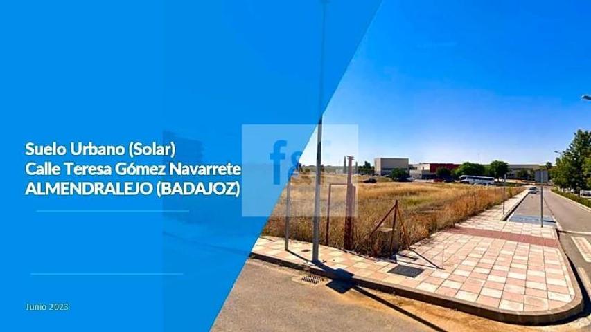 Terreno en venta en Almendralejo, Avenida Juan Pavón Paredes, 06200 photo 0