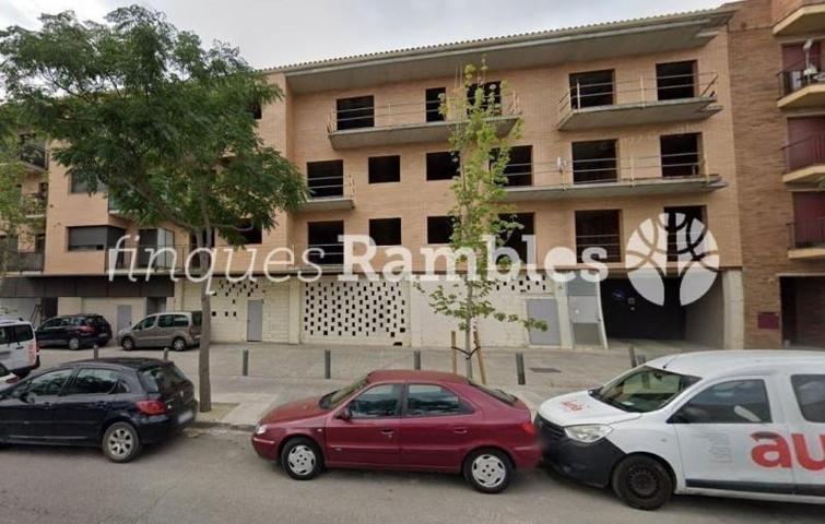 Local comercial en venta en Igualada, Poble Sec photo 0