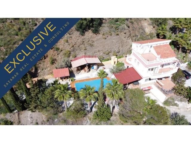 Chalet en venta en Arenas photo 0