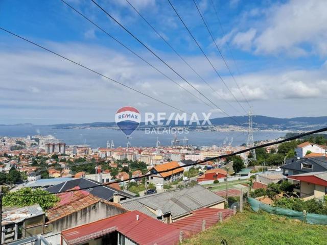 Casa en venta en Vigo, Lavadores photo 0