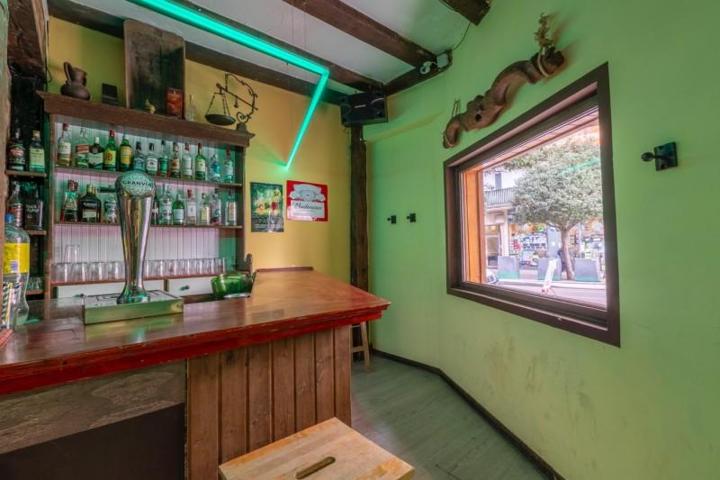 Local comercial en venta en Valladolid, Centro photo 0