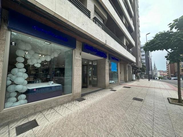 Local comercial en venta en Avilés, Avilés photo 0