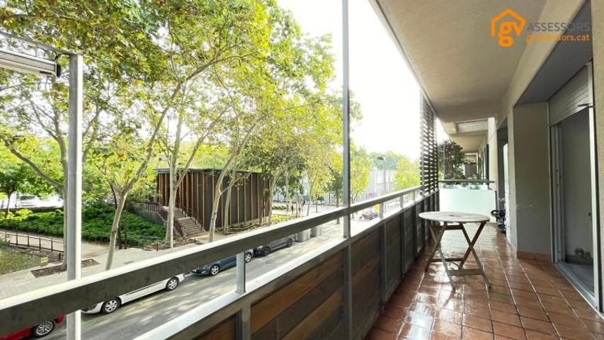 Piso en venta en Barcelona, Porta photo 0