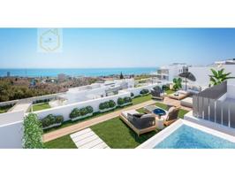 Planta baja en venta en Marbella, Alto de los Monteros photo 0
