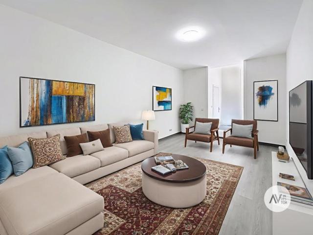 Piso en venta en Barcelona, El Raval photo 0