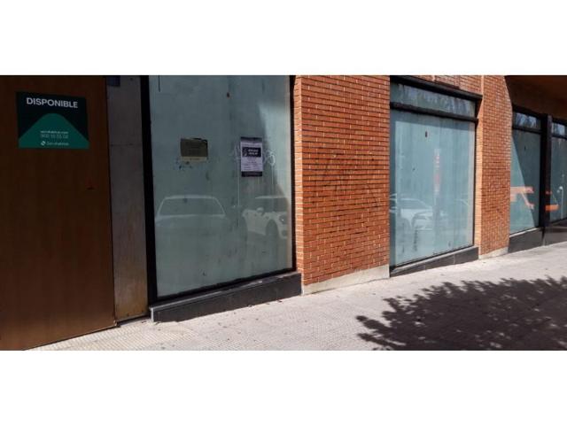 Local comercial en venta en San Fernando de Henares photo 0