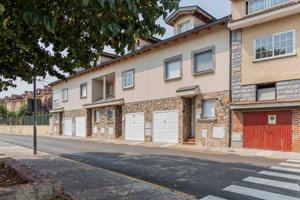 Adosada en venta en Cerceda, CENTRO photo 0