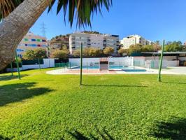 Adosada en venta en Málaga, Puerto de la Torre photo 0