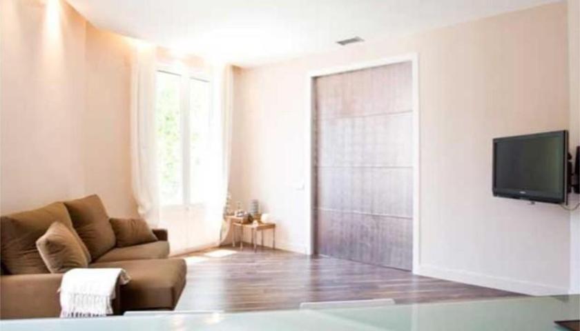 Apartamento en venta en Barcelona photo 0