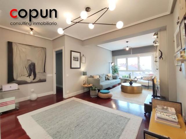 Piso en venta en Oviedo, Oviedo photo 0