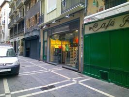 Local comercial en venta en Pamplona, Casco Viejo photo 0