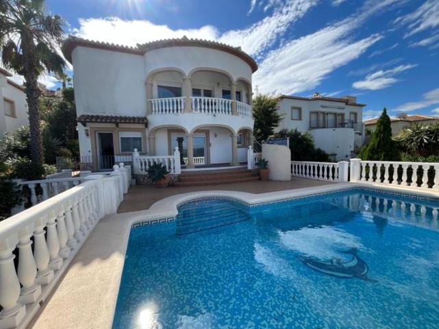 Chalet en venta en Orba, Urbanizaciones photo 0