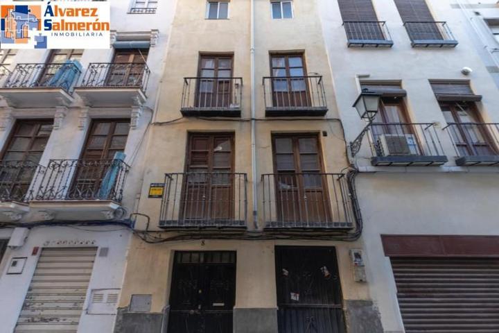 Casa en venta en Granada, Centro photo 0
