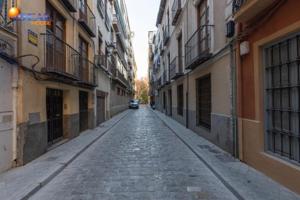Casa en venta en Granada, Centro photo 0